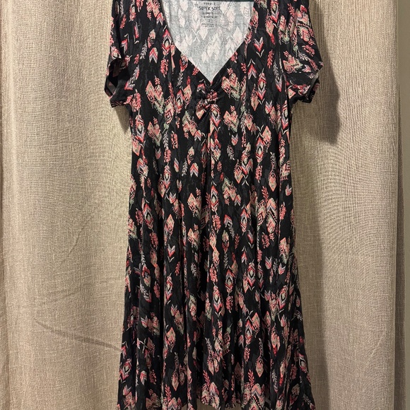 Torrid | Super Soft Knit Black Graphic Dress V-neck - Picture 2 of 9